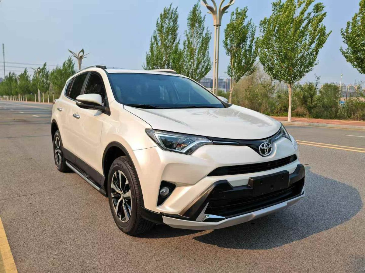 豐田 RAV4 圖片