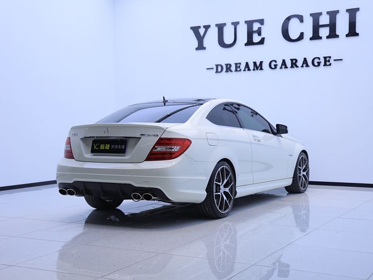 奔馳 奔馳C級(jí)AMG  2012款 AMG C 63 Coupe 動(dòng)感型圖片