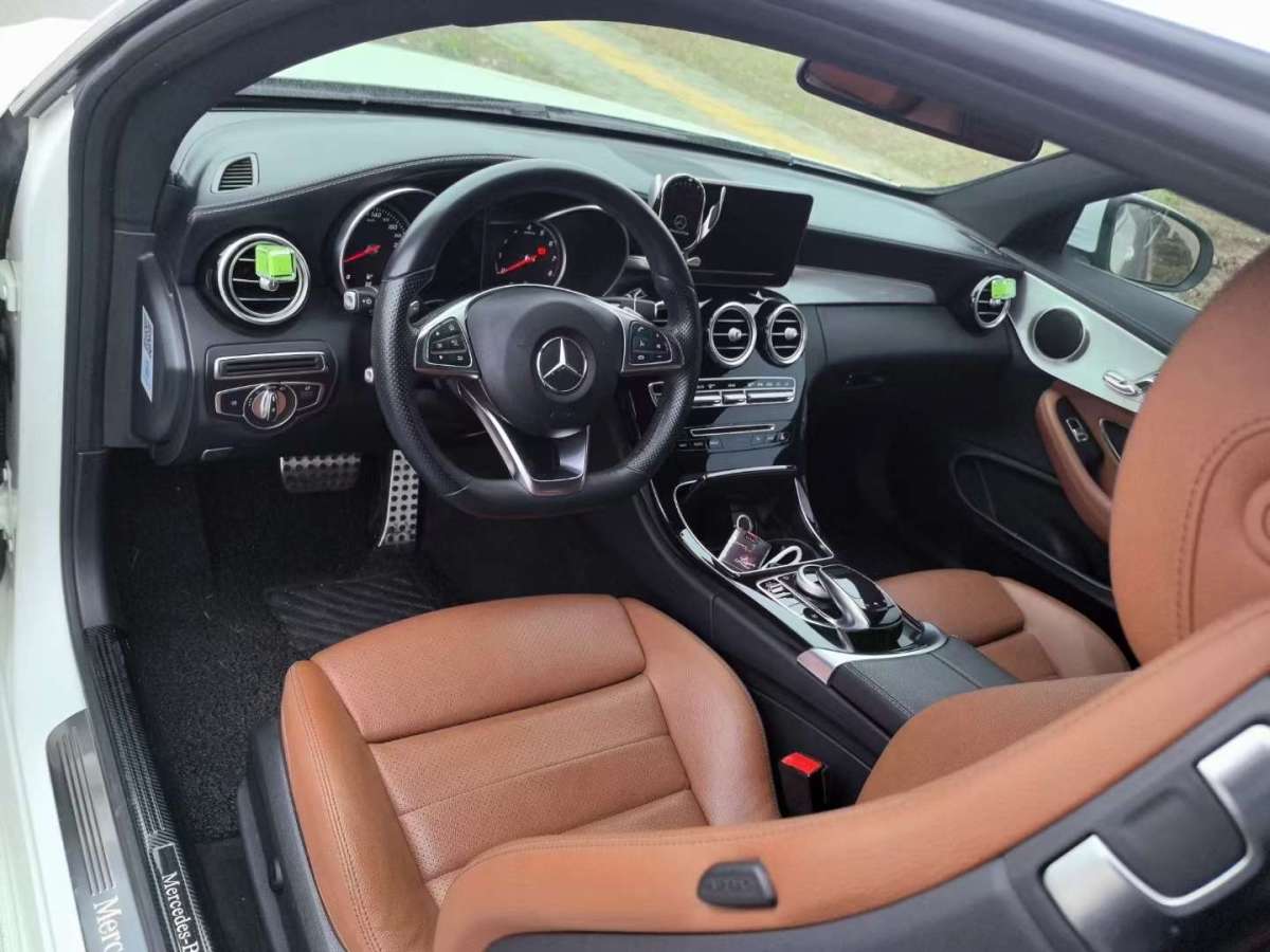 奔驰 奔驰C级  2017款 C 200 轿跑版图片