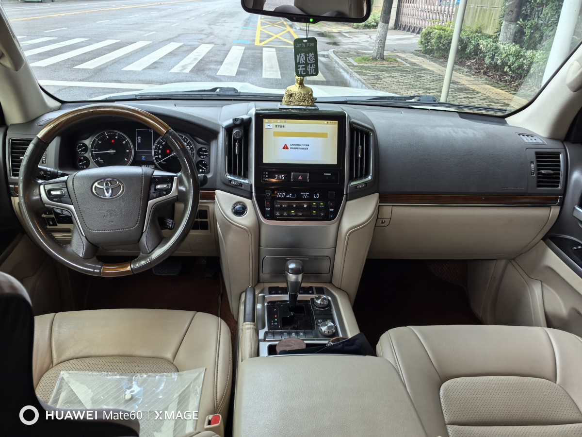 豐田 蘭德酷路澤  2018款 5.7L VX-R 12氣 底升(中東版)圖片