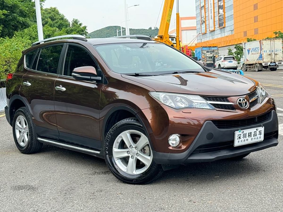 2014年6月豐田 RAV4榮放  2013款 2.5L 自動四驅(qū)精英版