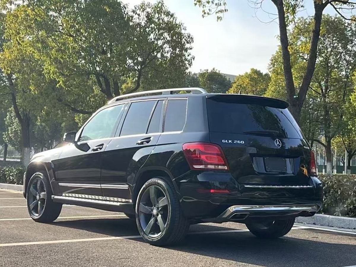 奔馳 奔馳GLK級  2015款 GLK 260 4MATIC 時(shí)尚型 極致版圖片