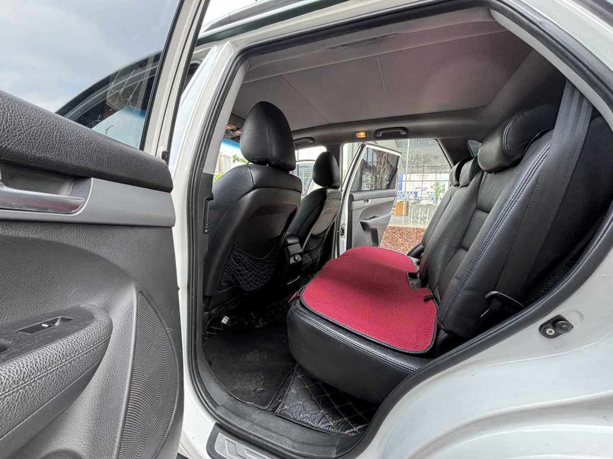 起亚 索兰托  2013款 2.4L 5座汽油舒适版 国V图片