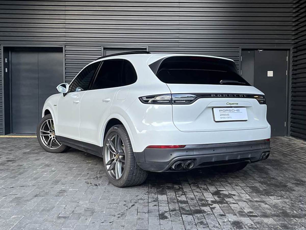 保時捷 Cayenne新能源  2023款 Cayenne E-Hybrid 2.0T 鉑金版圖片