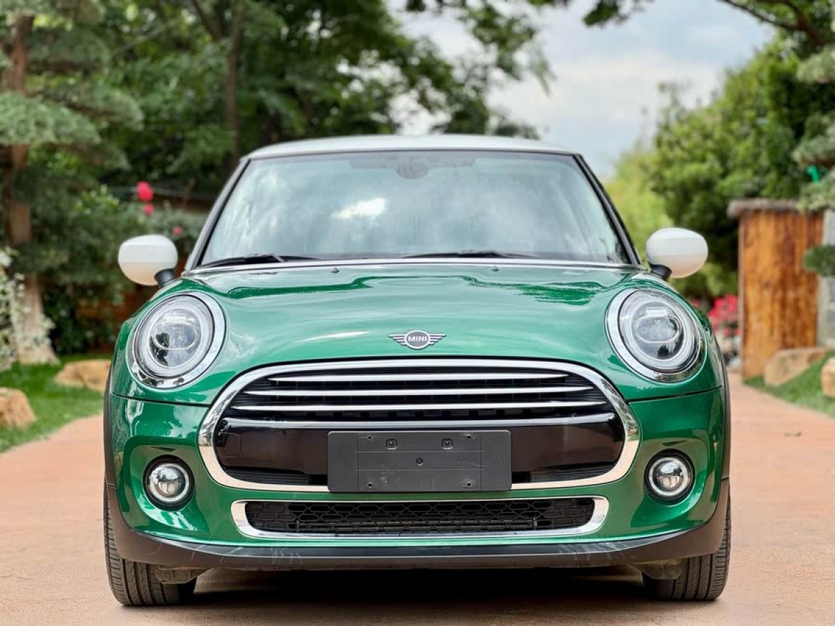 MINI MINI  2020款 1.5T COOPER 藝術(shù)家圖片