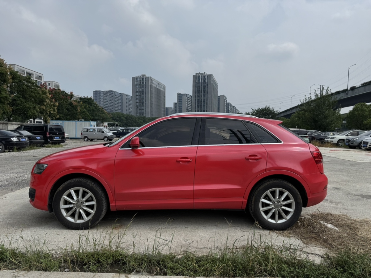 奧迪 奧迪Q3  2013款 35 TFSI 進(jìn)取型圖片