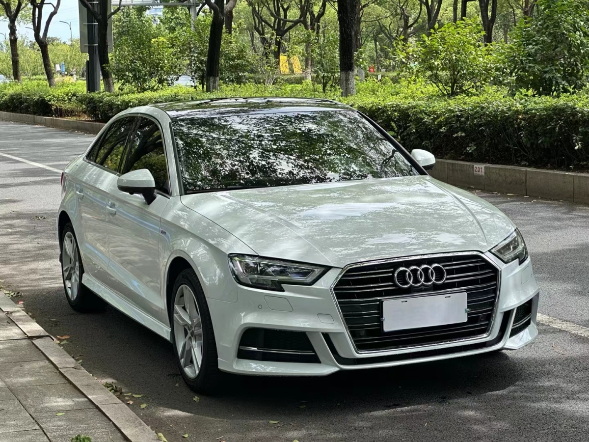 2019年6月奧迪 奧迪A3  2019款 Limousine 35 TFSI 時尚型 國V