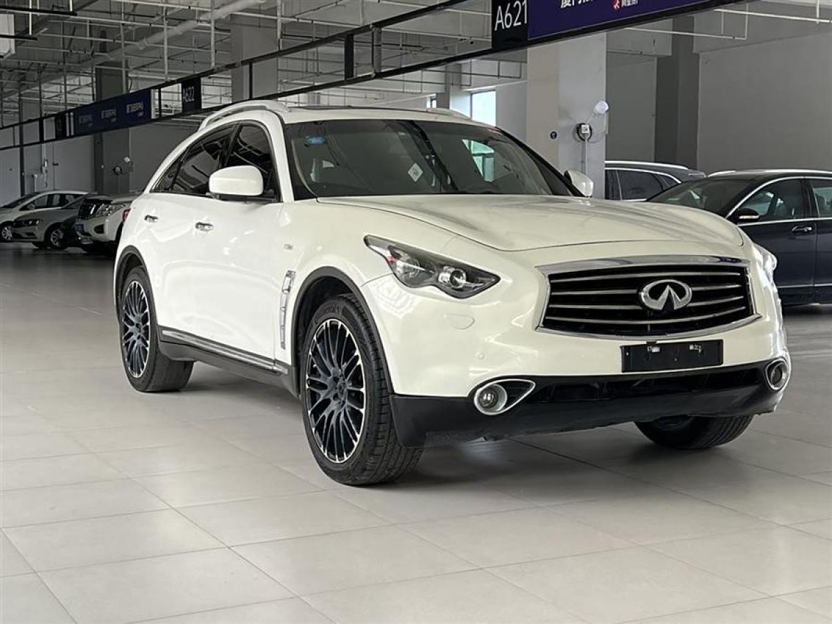 英菲尼迪 QX70  2015款 3.7L 絕影版圖片