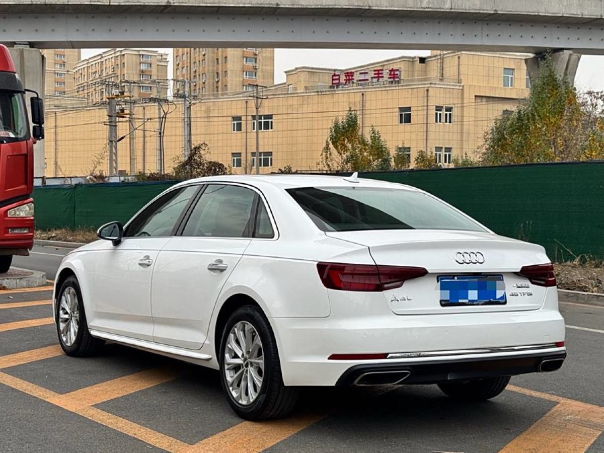 奧迪 奧迪A4L  2019款 40 TFSI 進取型 國VI圖片