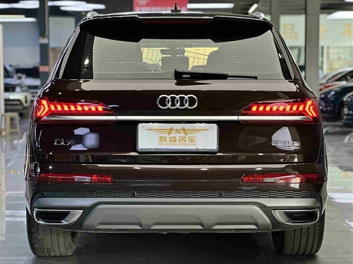 奧迪 奧迪Q7  2024款 55 TFSI quattro S line運(yùn)動型圖片