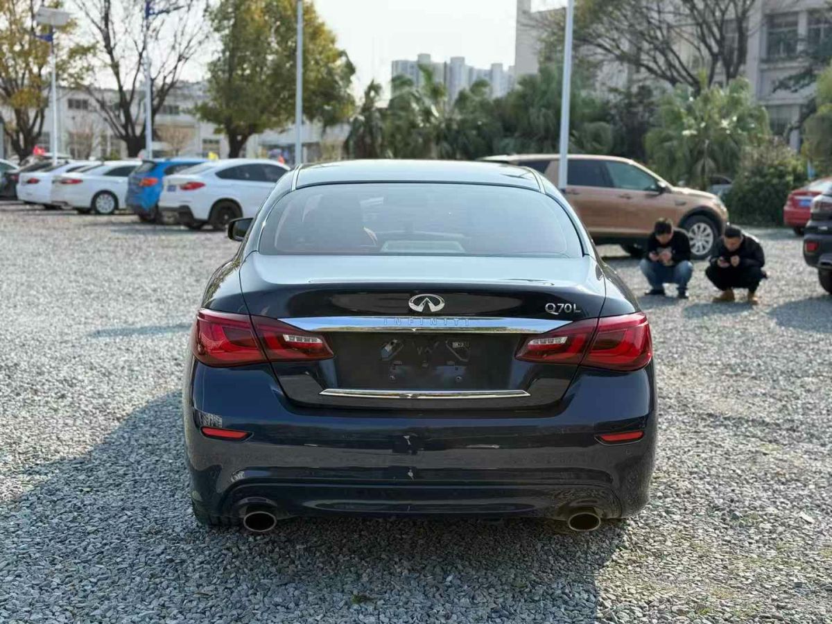 英菲尼迪 Q50L  2016款 2.0T 悅享版圖片