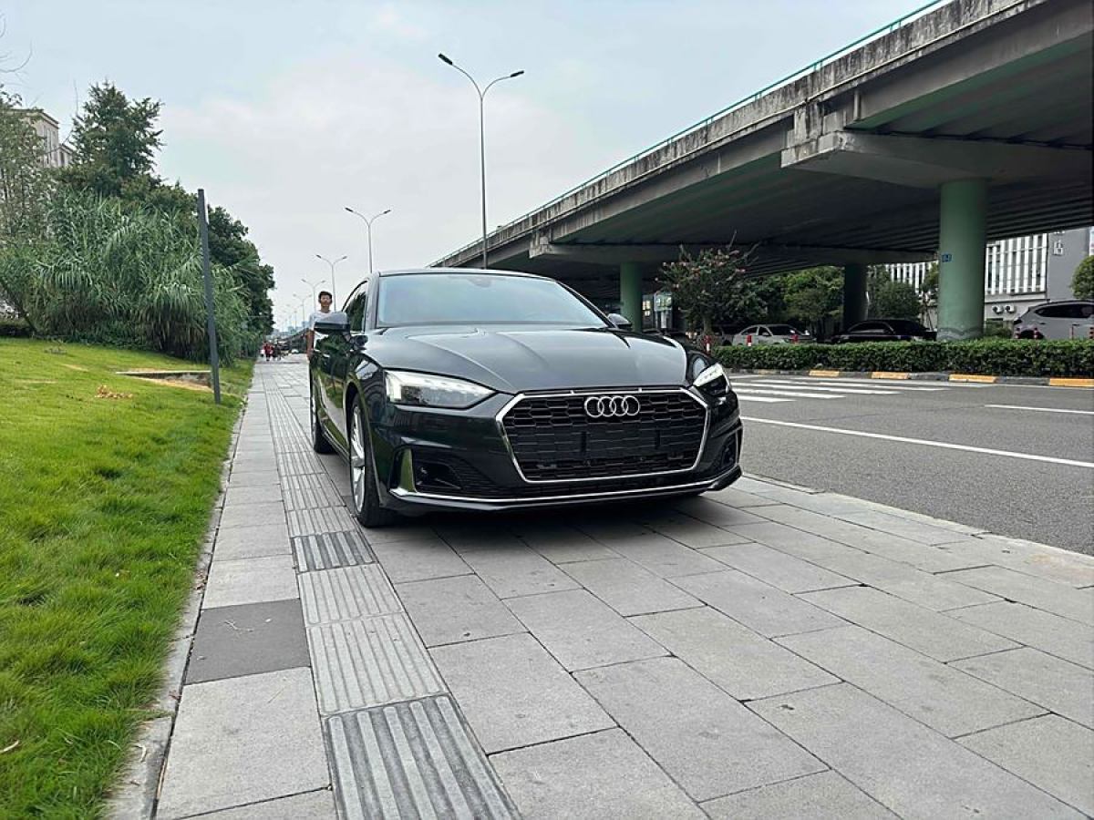 奧迪 奧迪A5  2021款 Sportback 40 TFSI 時(shí)尚致雅型圖片