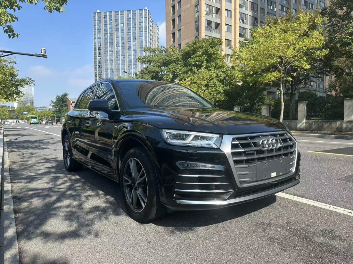 奧迪 奧迪Q5L  2020款 改款 40 TFSI 榮享進(jìn)取型圖片