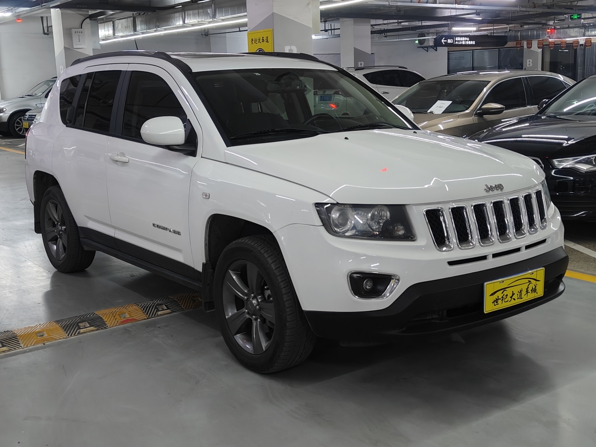 Jeep 指南者  2014款 改款 2.4L 四驅(qū)舒適版圖片