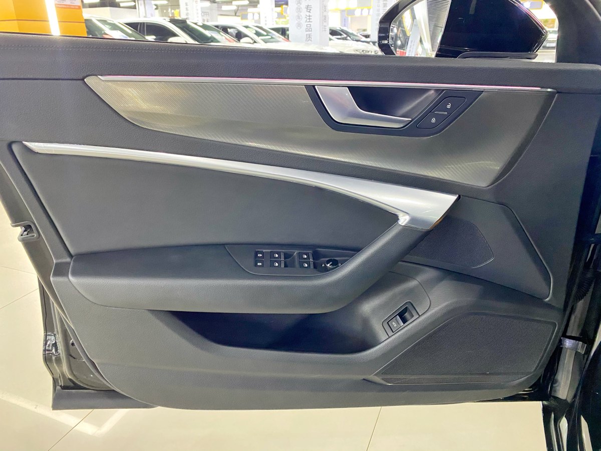 2021年6月奧迪 奧迪A6L  2021款 45 TFSI 臻選動(dòng)感型