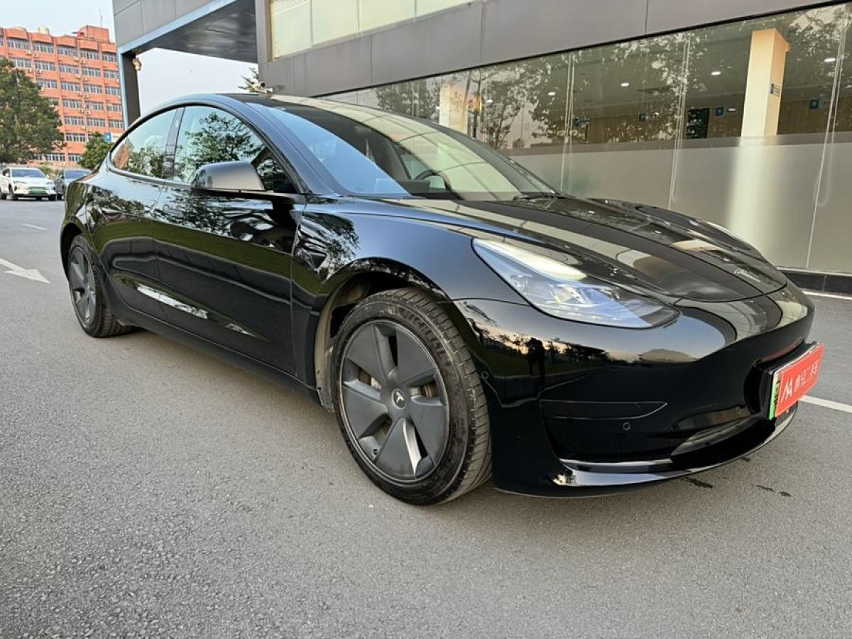 特斯拉 Model 3  2022款 改款 后輪驅(qū)動版圖片