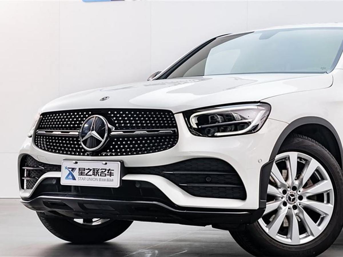 奔馳 奔馳GLC  2022款 改款 GLC 260 4MATIC 轎跑SUV圖片