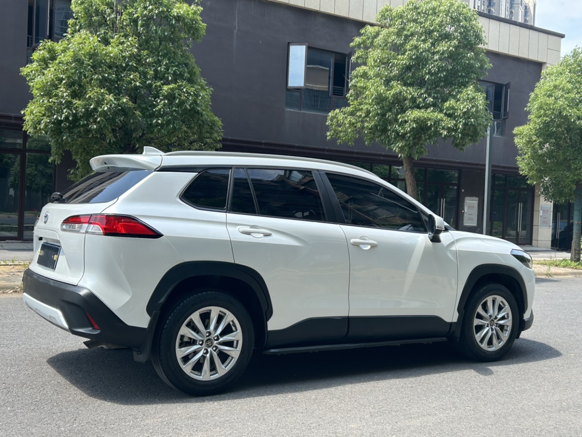 豐田 卡羅拉銳放  2023款 2.0L 精英版圖片