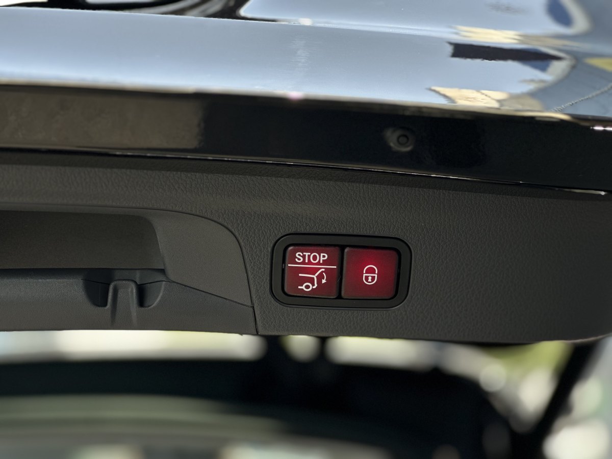 奔驰 奔驰GLE新能源  2021款 GLE 350 e 4MATIC 智享版图片