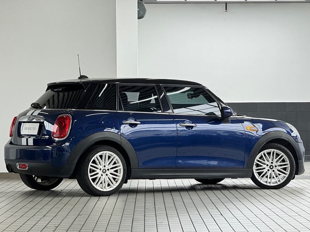 MINI MINI  2015款 1.2T ONE 五門版圖片