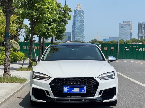 奥迪 奥迪A5  2017款 Sportback 40 TFSI 时尚型