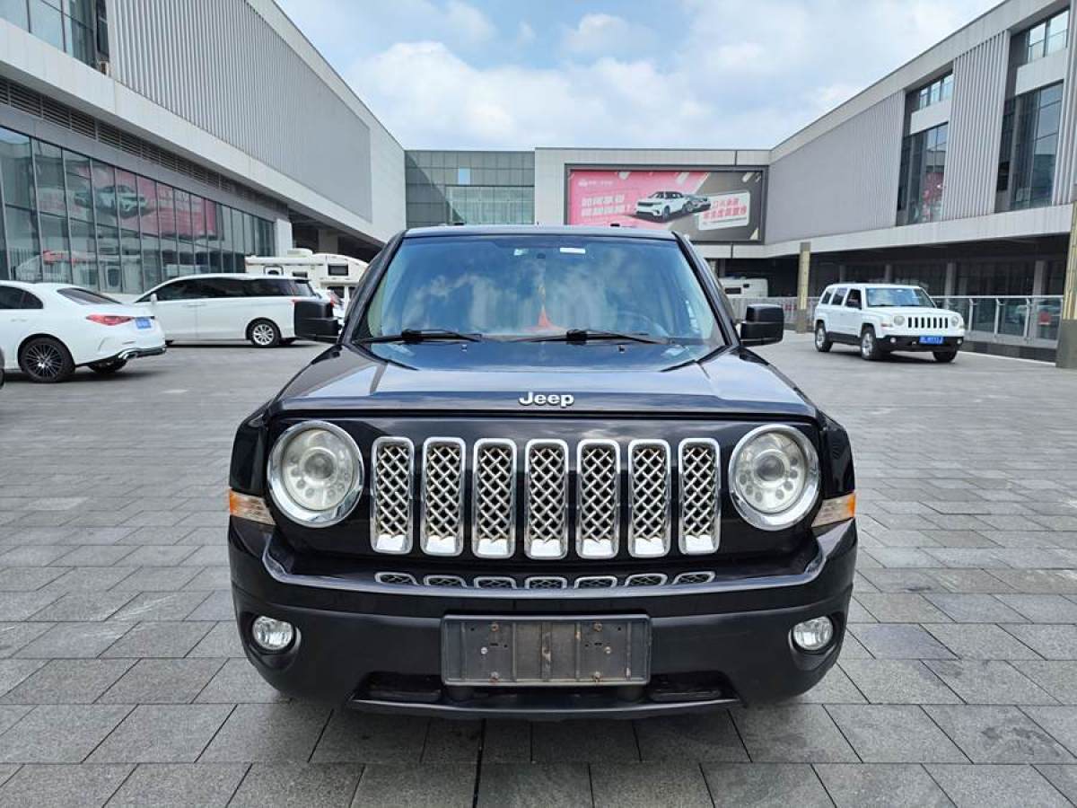 Jeep 自由客  2015款 2.4L 運動版圖片