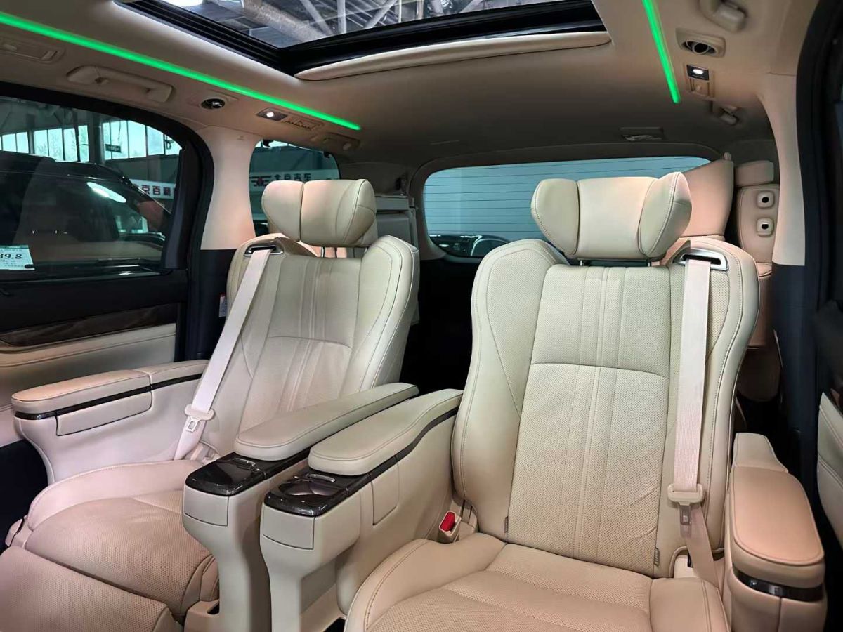 凱迪拉克 CT4  2022款 28T 原神聯(lián)名限量版圖片