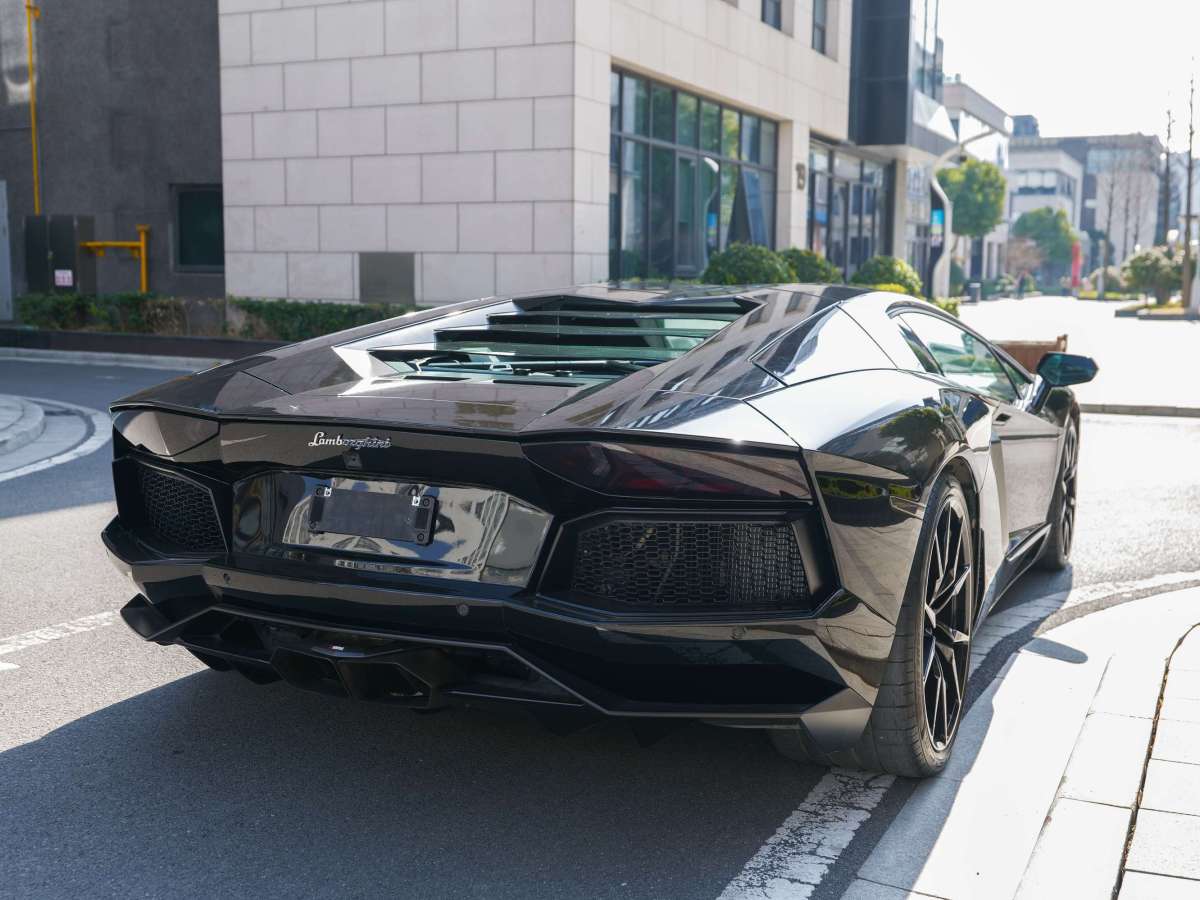 蘭博基尼 Aventador  2011款 LP 700-4圖片