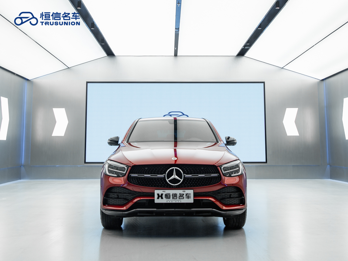 奔馳 奔馳GLC  2022款 改款 GLC 260 4MATIC 轎跑SUV圖片