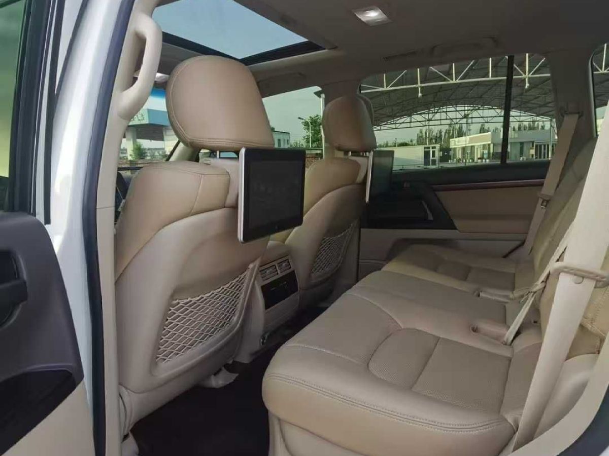 豐田 蘭德酷路澤  2018款 5.7L VX-R 12氣 底升(中東版)圖片