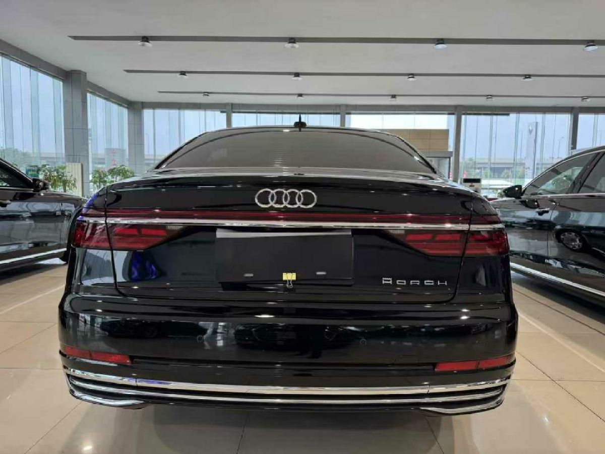 奧迪 奧迪A8  2022款 A8L Horch創(chuàng)始人版 傳奇型圖片