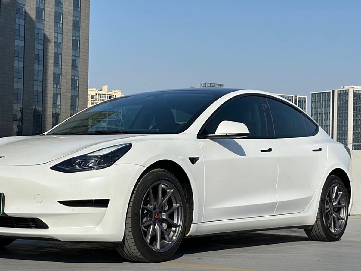 特斯拉 Model Y  2022款 改款 后輪驅(qū)動(dòng)版圖片