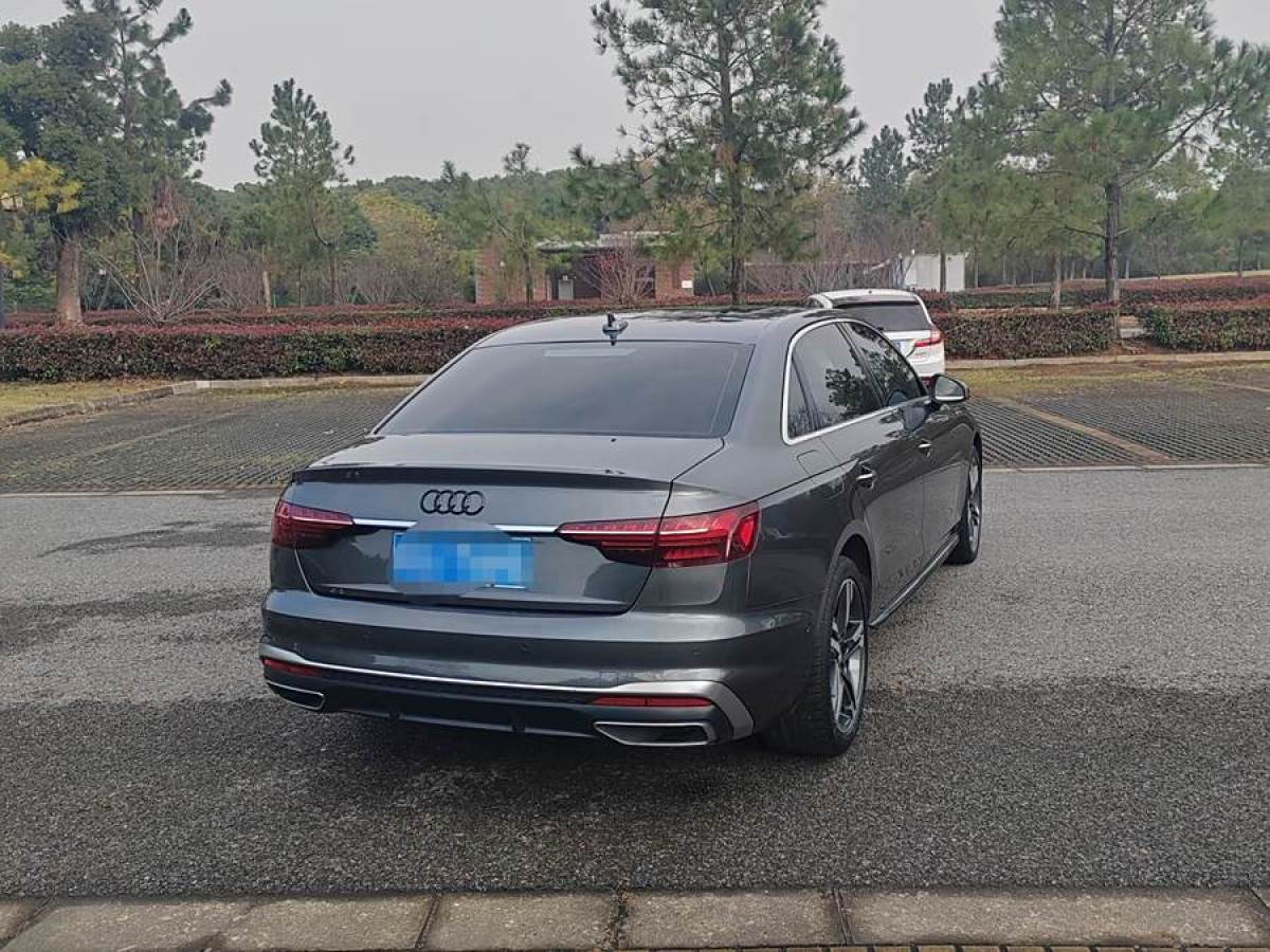 奧迪 奧迪A4L  2020款 40 TFSI quattro 豪華動感型圖片