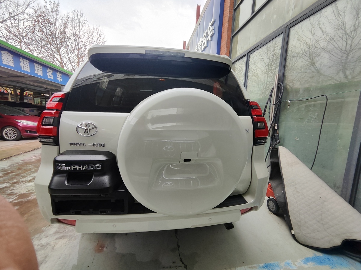 丰田 普拉多  2018款 3.5L 自动TX-L NAVI后挂备胎图片