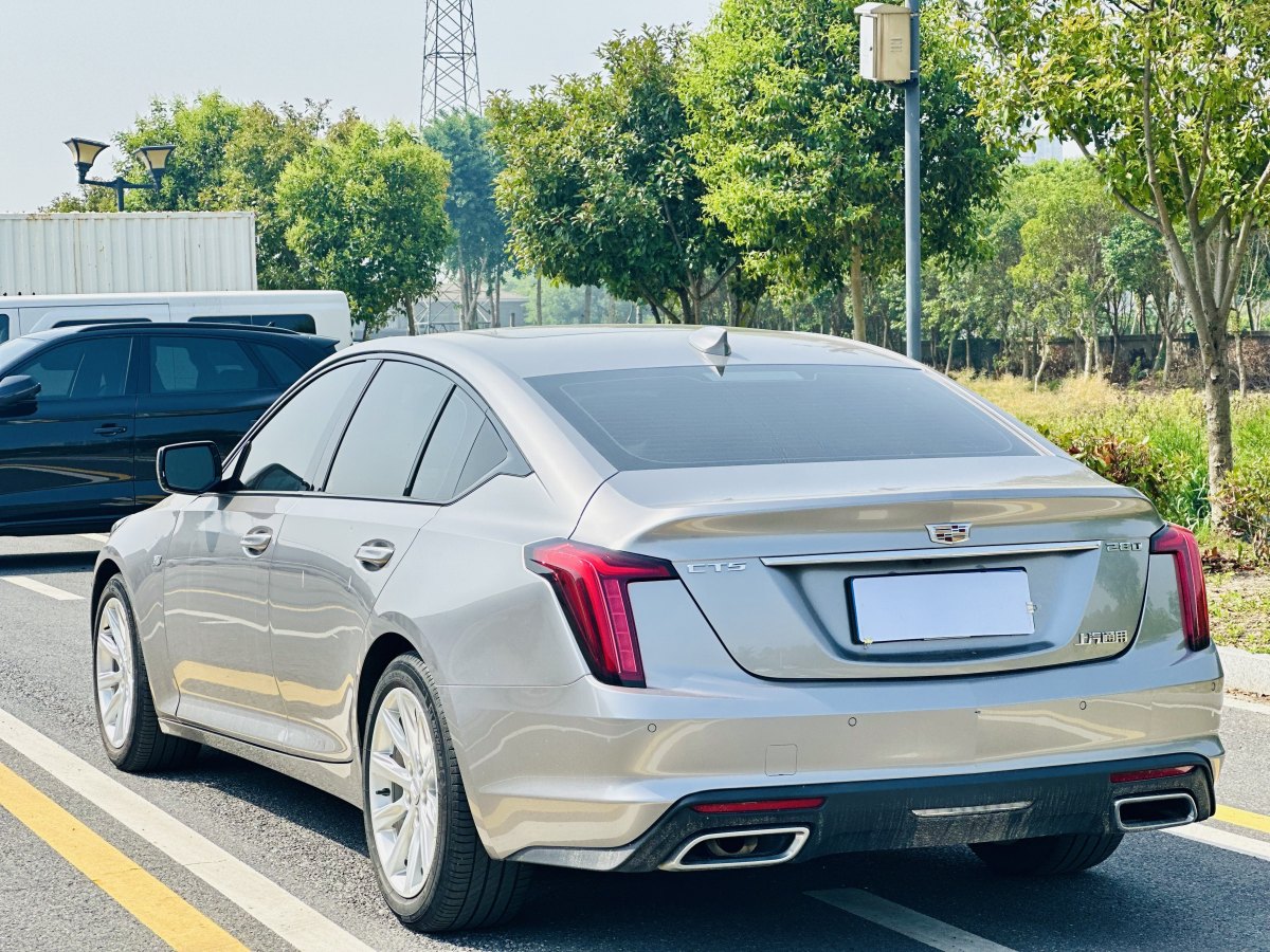 凱迪拉克 CT5  2021款 28T 時(shí)尚型圖片