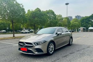 奔馳A級 奔馳  改款 A 200 L 運(yùn)動轎車