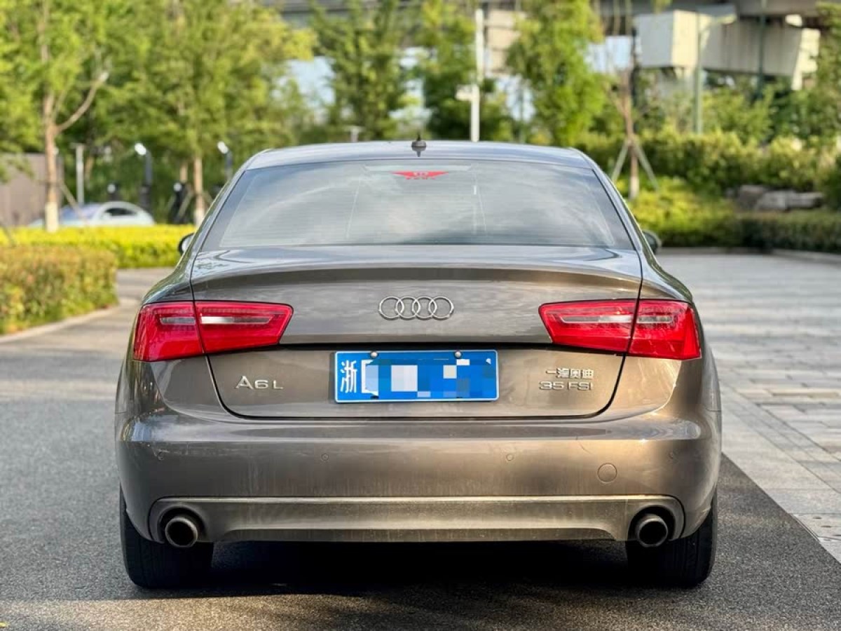 奧迪 奧迪A6L  2012款 TFSI 標(biāo)準(zhǔn)型圖片