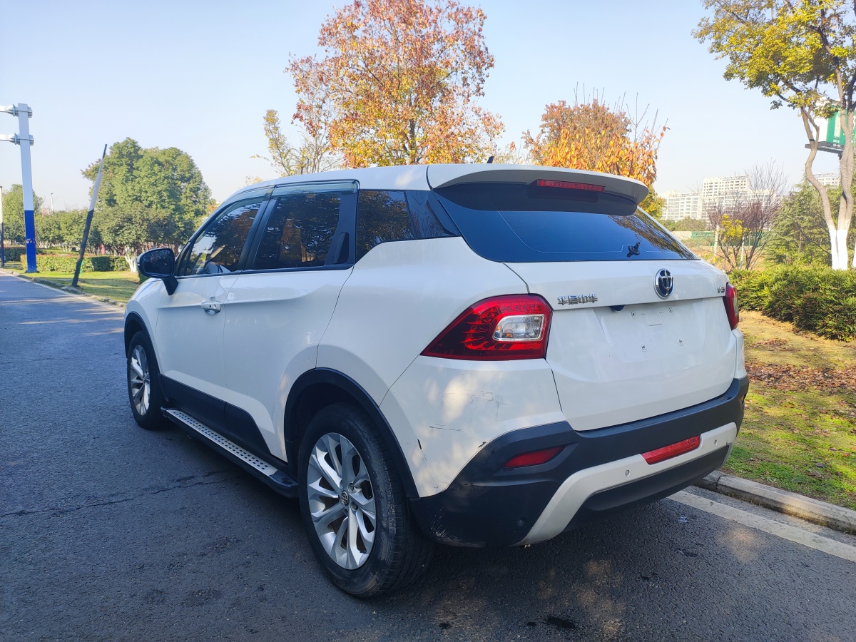 中華 V3  2019款  1.5L 手動(dòng)智能型圖片