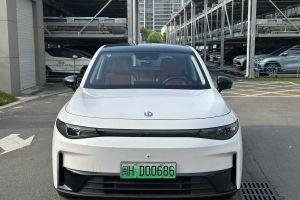 零跑T03 零跑 200輕享版