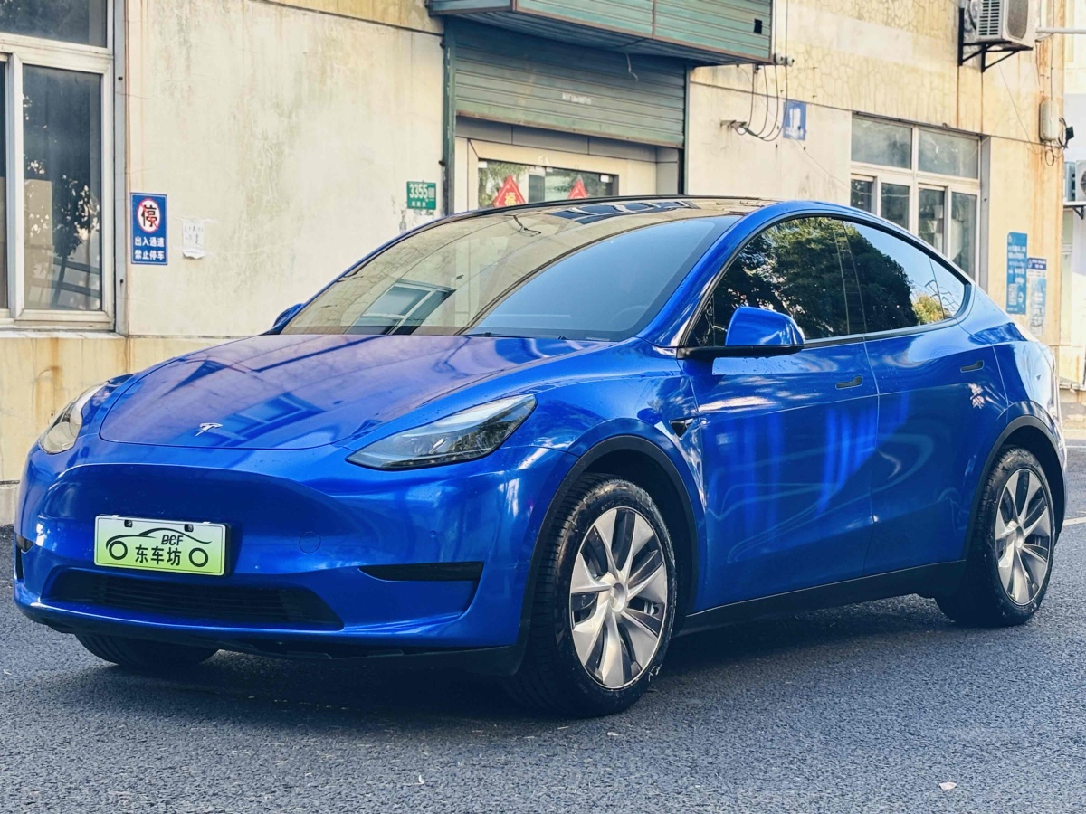 特斯拉 Model 3  2020款 改款 長(zhǎng)續(xù)航后輪驅(qū)動(dòng)版圖片