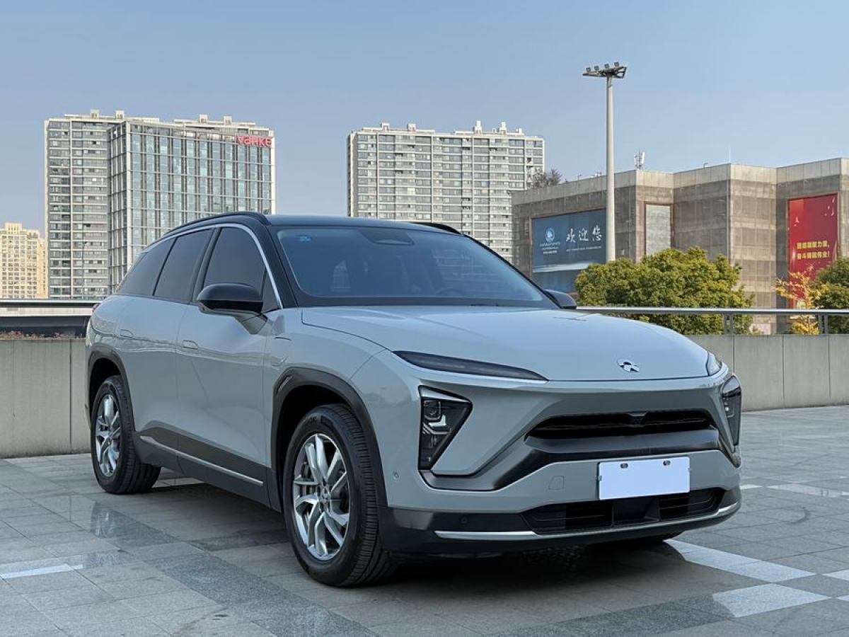 蔚來(lái) ES6  2022款 75kWh 運(yùn)動(dòng)版圖片