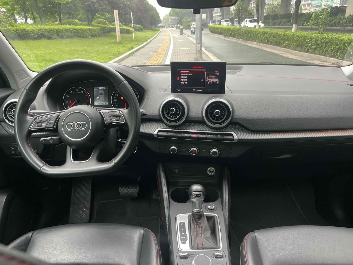 奧迪 奧迪Q2L  2024款 改款 35TFSI 時尚動感型圖片