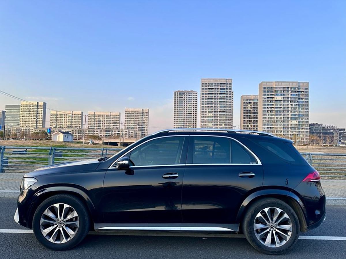 奔馳 奔馳GLE  2023款 GLE 350 4MATIC 動感型圖片