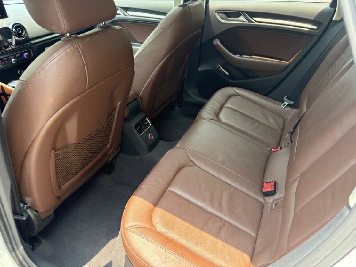 奧迪 奧迪A3  2015款 Sportback 35 TFSI 百萬(wàn)紀(jì)念舒享型圖片