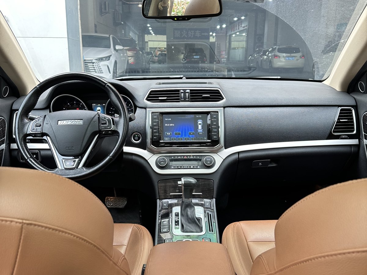 哈弗 H6 Coupe  2015款 藍(lán)標(biāo) 2.0T 自動兩驅(qū)精英型圖片