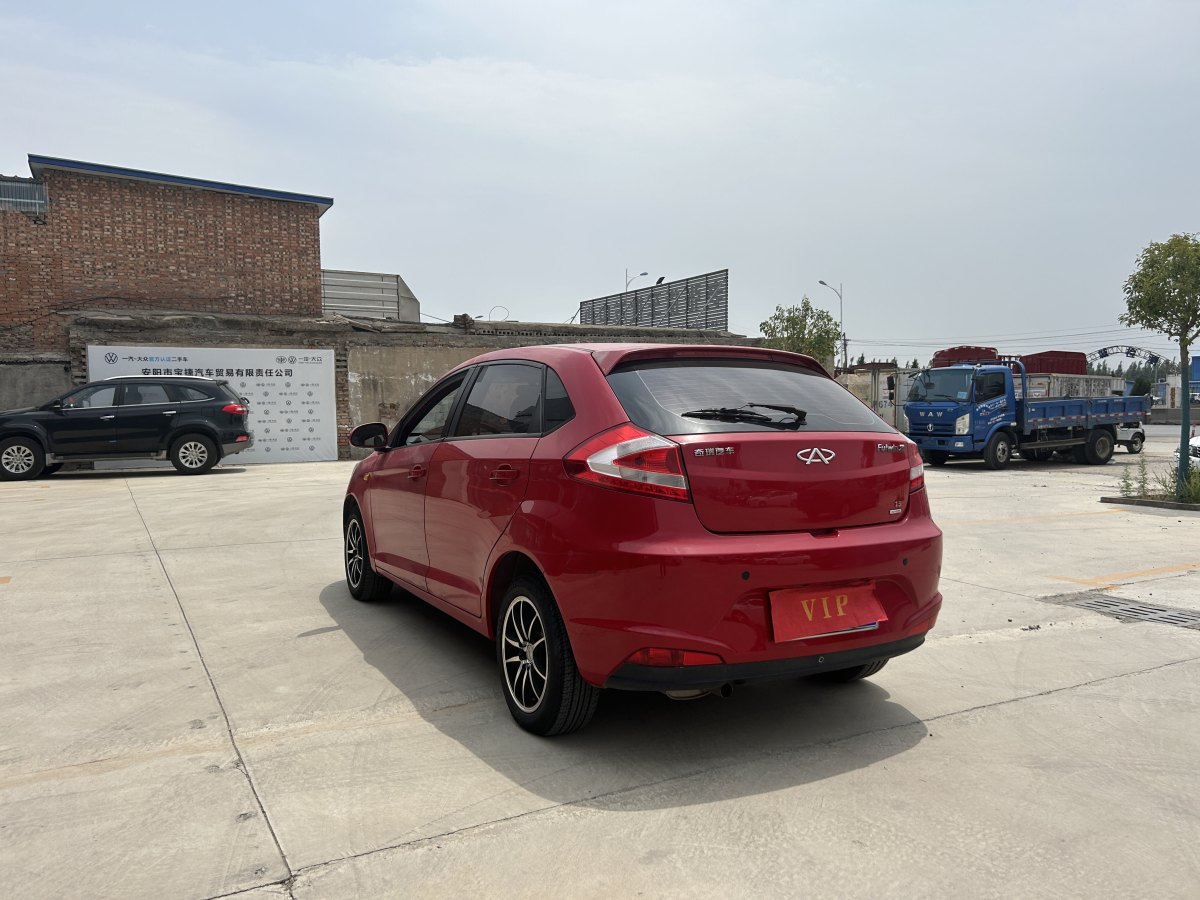 奇瑞 風云2  2014款 兩廂 1.5L 手動新青年版圖片