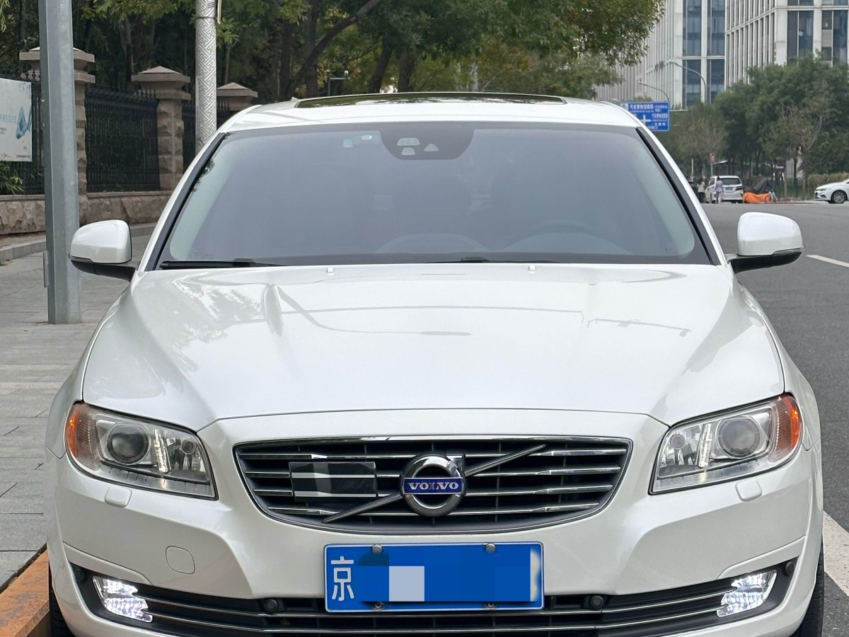 2014年5月沃爾沃 S80L  2014款 2.0T T5 智尊行政版