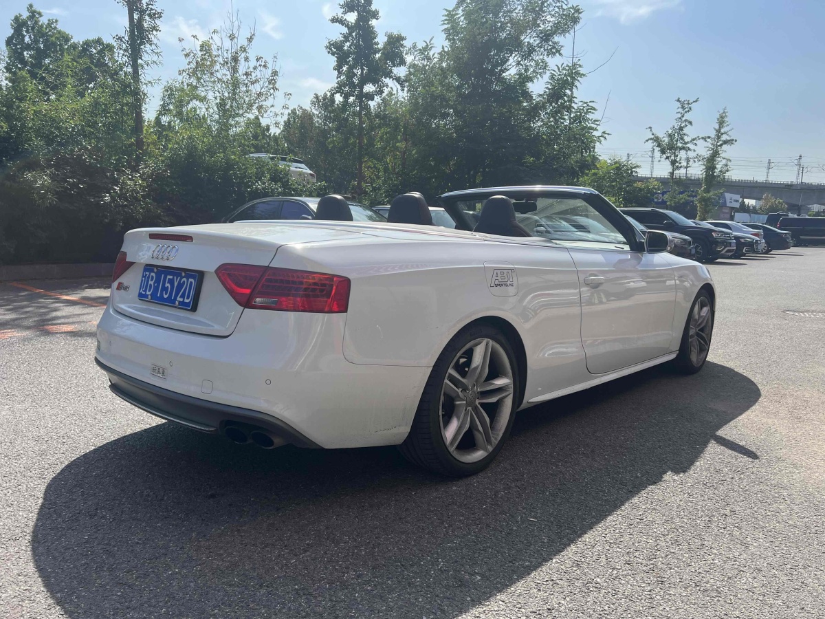 2012年4月奧迪 奧迪S5  2012款 S5 3.0T Cabriolet