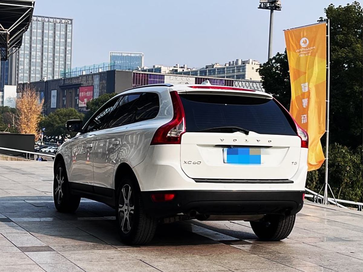 沃爾沃 XC60  2013款 T5 智尚版圖片