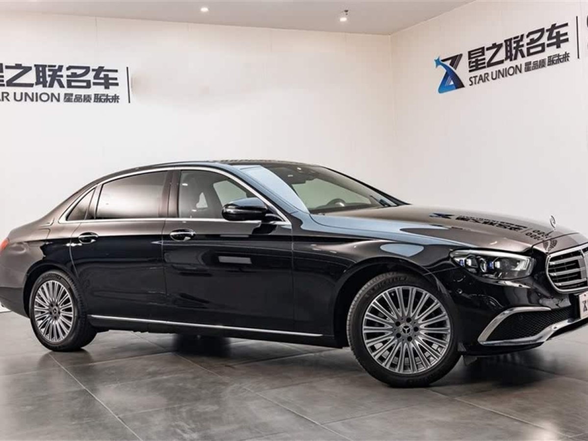 奔馳 奔馳E級(jí)  2021款 改款 E 300 L 尊貴型圖片